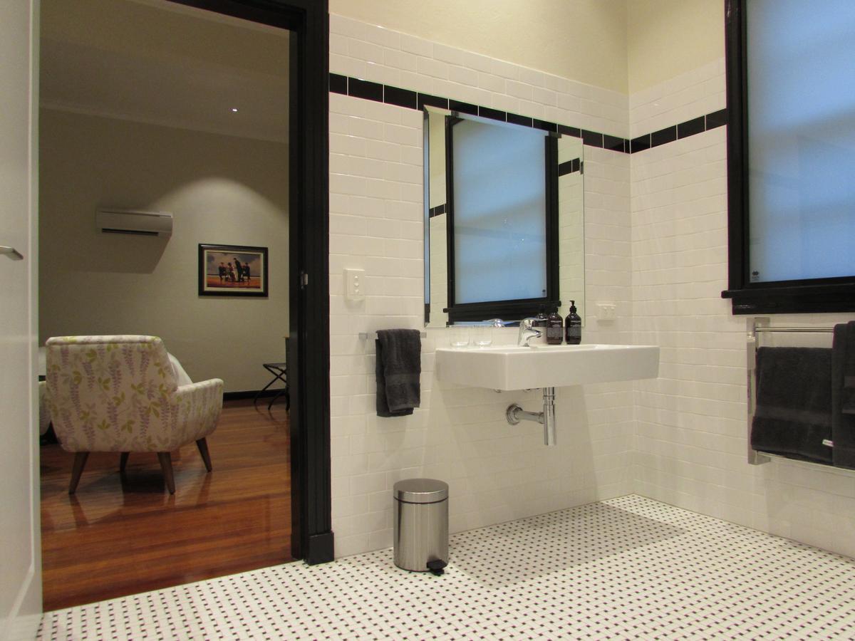 The Commercial Boutique Hotel تينتيرفيلد الغرفة الصورة
